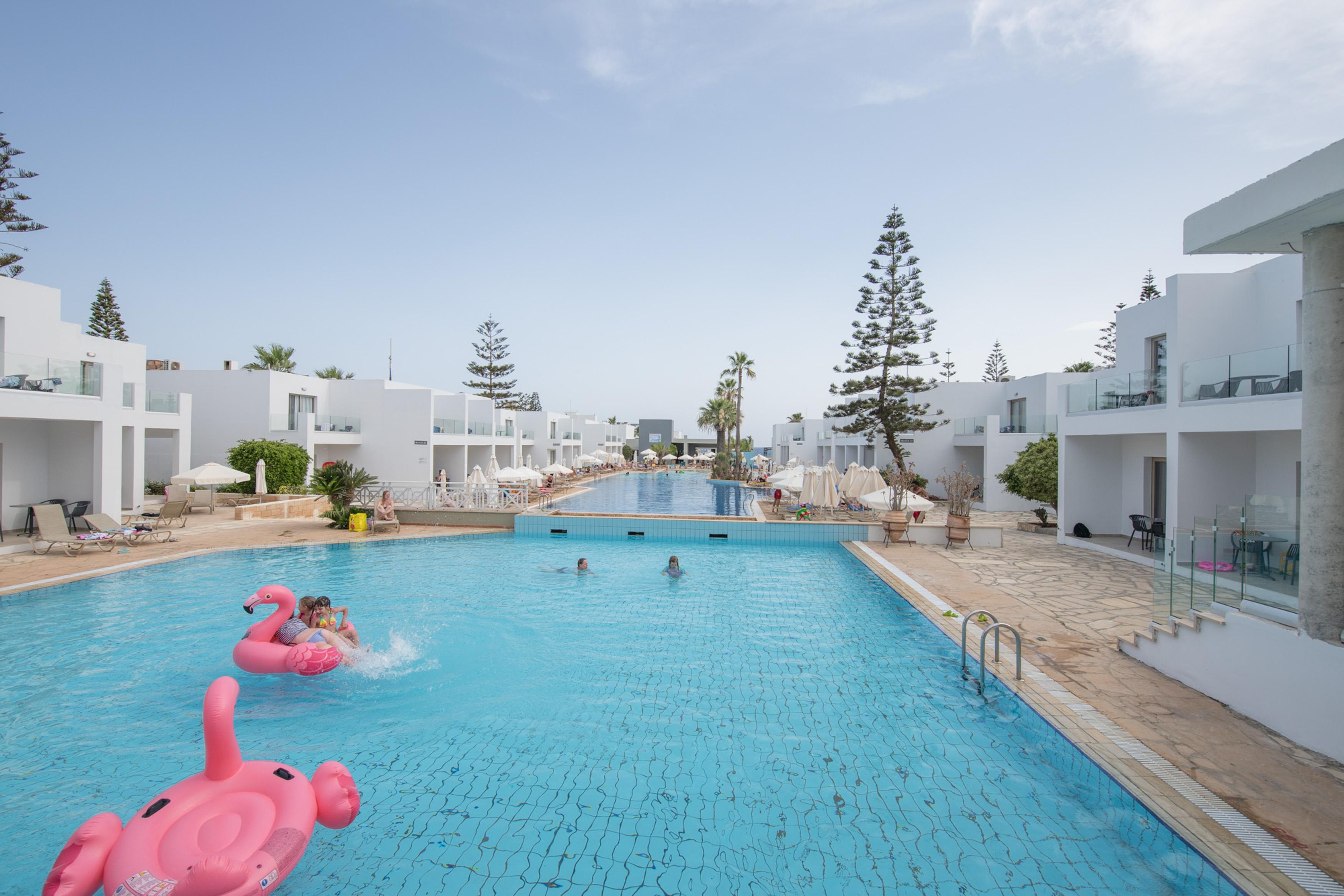 Atlantica Panthea Resort Айя Напа Екстериор снимка