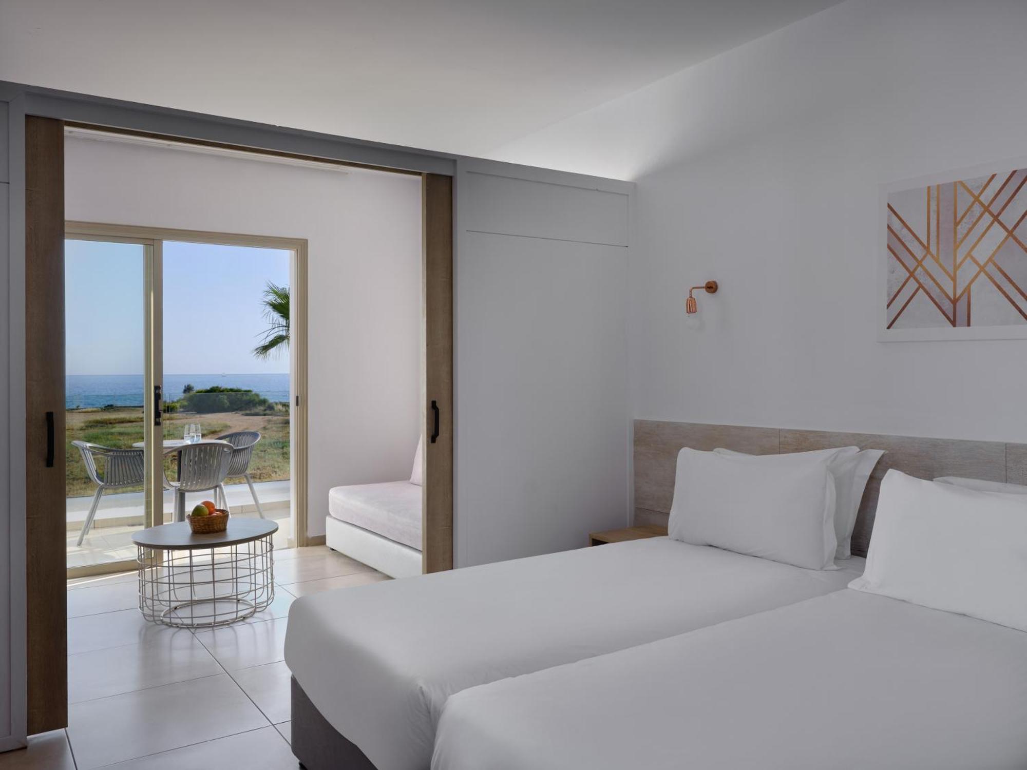 Atlantica Panthea Resort Айя Напа Екстериор снимка