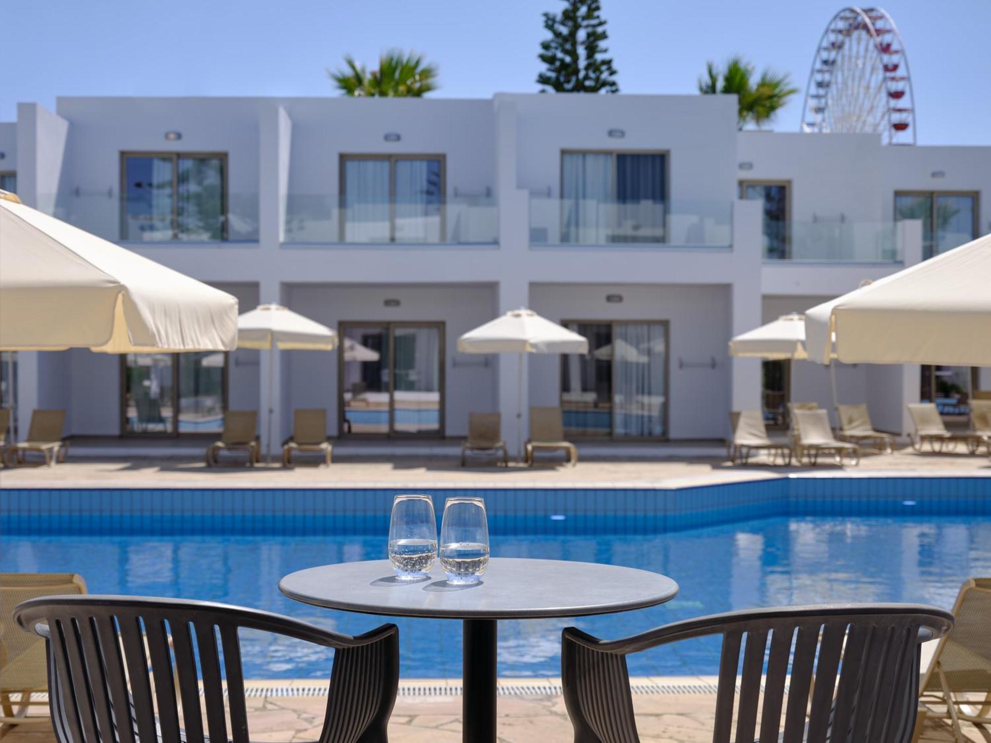 Atlantica Panthea Resort Айя Напа Екстериор снимка