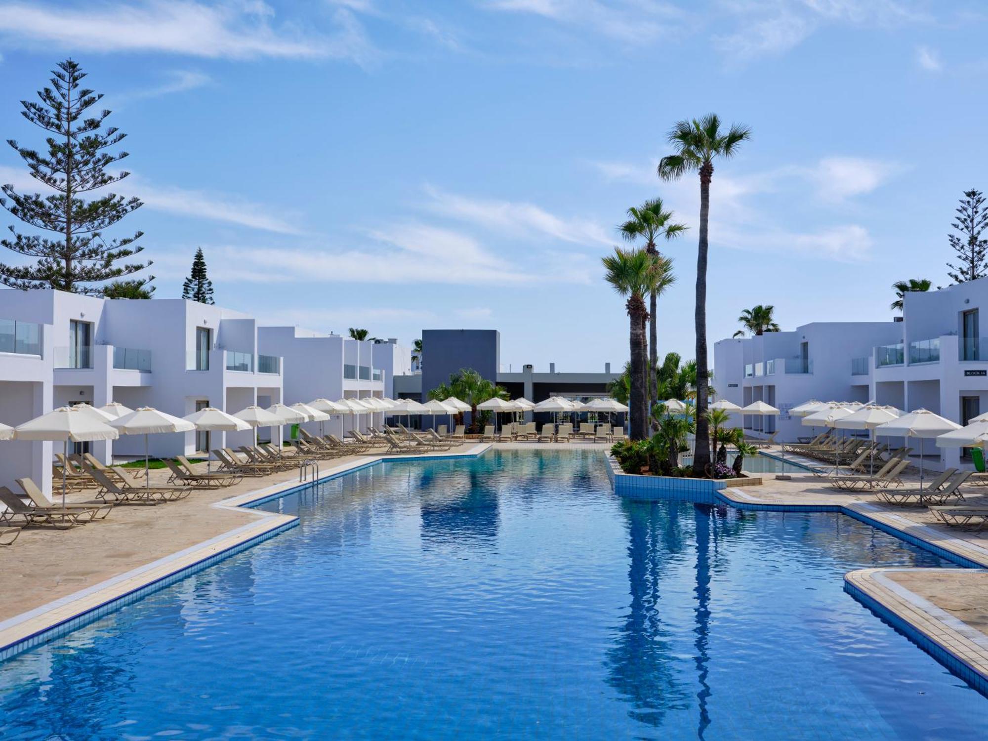 Atlantica Panthea Resort Айя Напа Екстериор снимка
