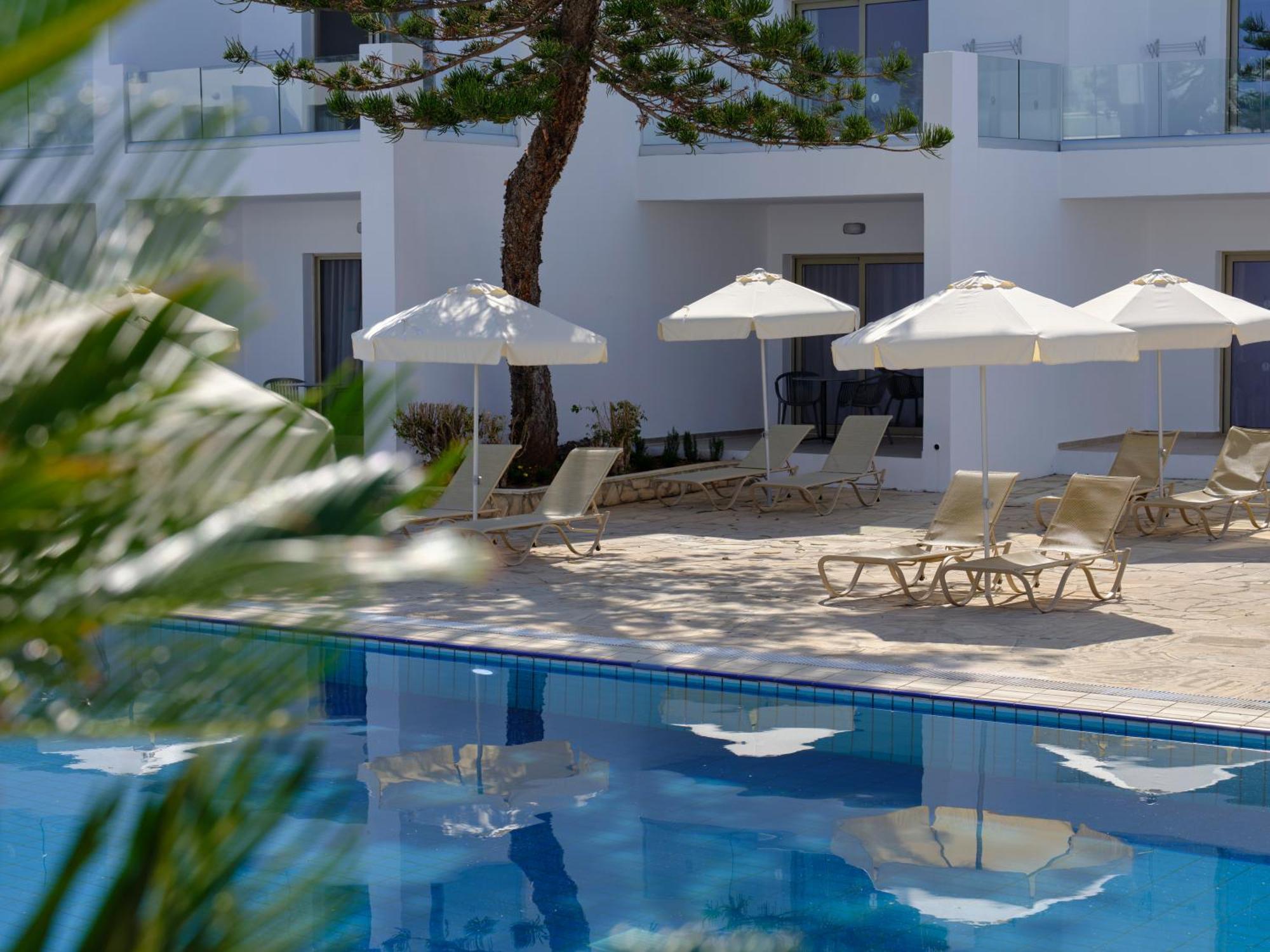 Atlantica Panthea Resort Айя Напа Екстериор снимка