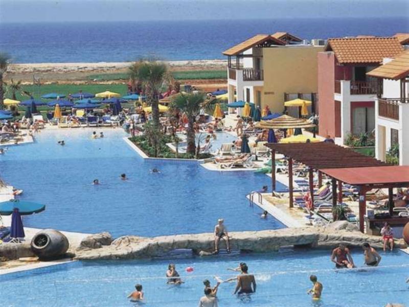 Atlantica Panthea Resort Айя Напа Екстериор снимка