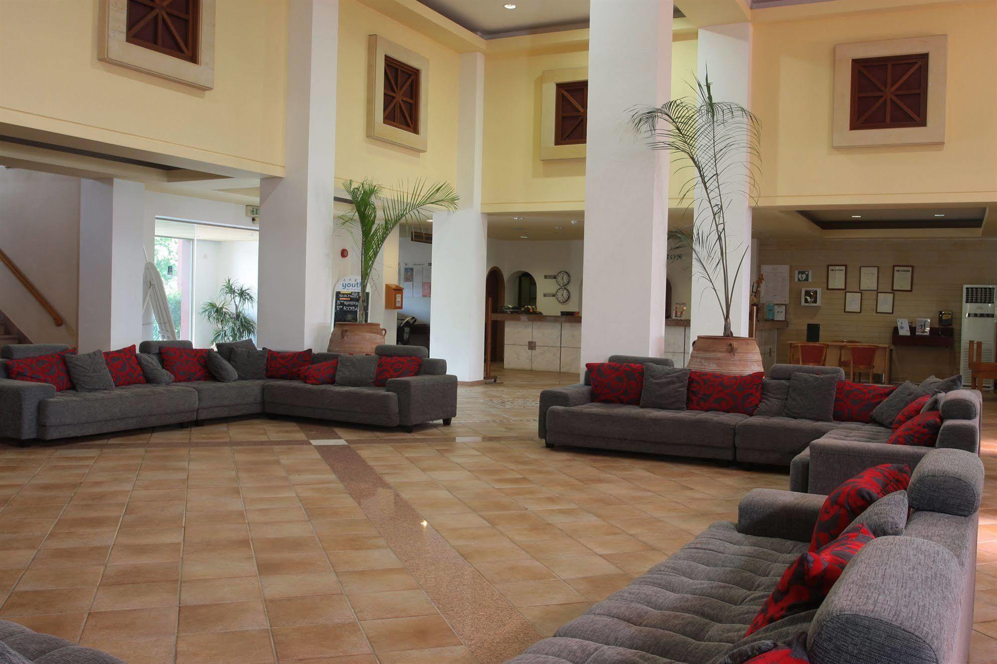 Atlantica Panthea Resort Айя Напа Екстериор снимка